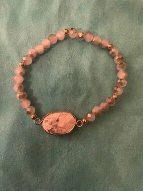 JBloom Gold & White Beaded Stone Stretch Bracelet